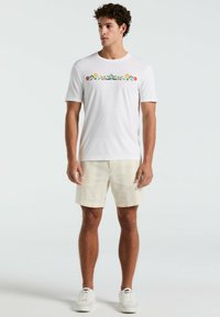 Original Penguin Shorts - birch