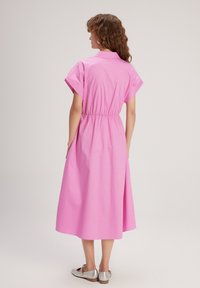 adL Košilové šaty - pink