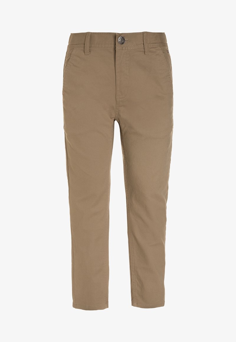 Pantalones chinos beige de corte slim con pasadores para cinturón, bolsillos frontales, cierre de botón y cremallera.