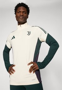 adidas Performance JUVENTUS TRAINING TOP - Klub merchandise - ecru tint