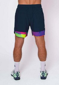 BIDI BADU Kurze Sporthose - dark blue mixed