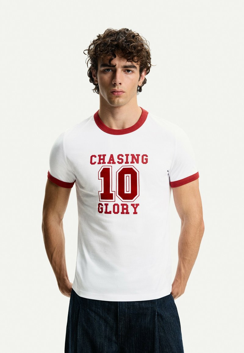 Bershka - - T-shirt z nadrukiem, Powiększ