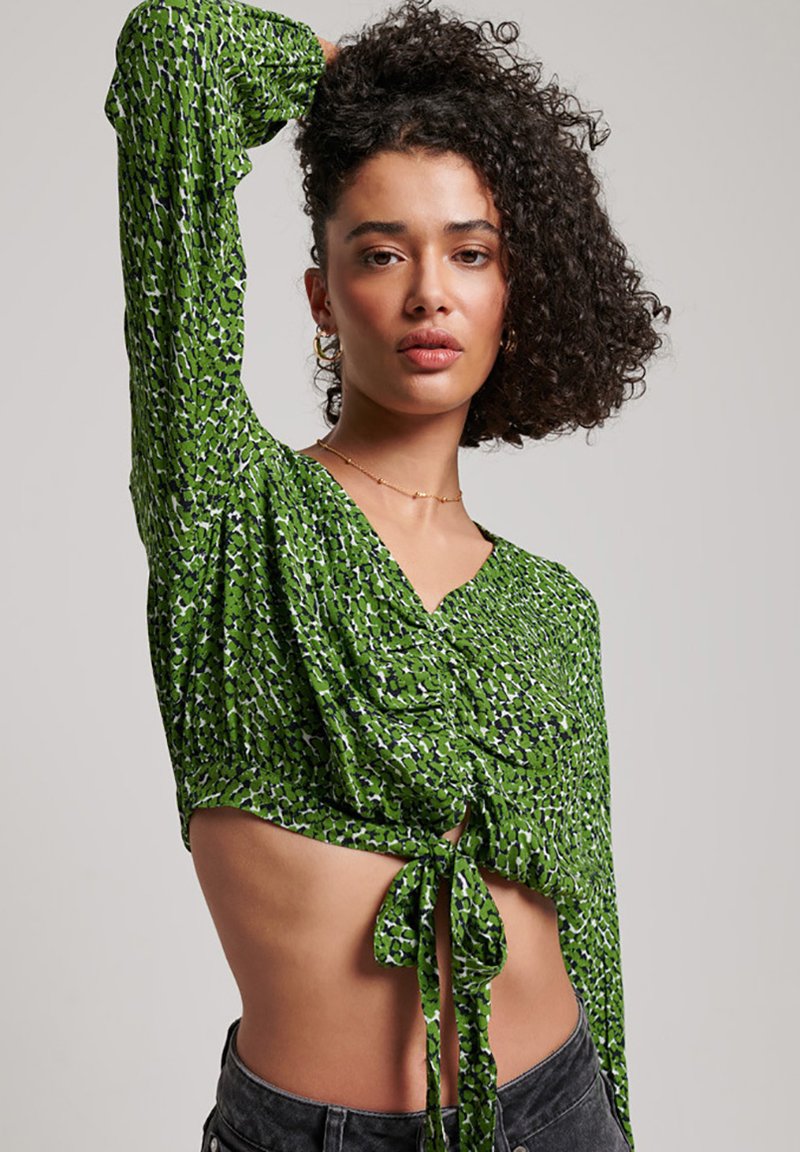 Pella L S Top Dusky Green Aop Dits