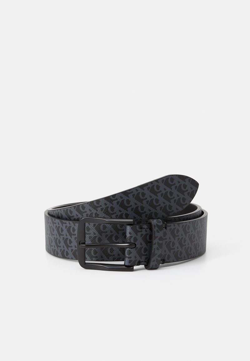 Black belt made of textured material, featuring a pattern and a smooth finish. Includes a sleek black metal buckle.