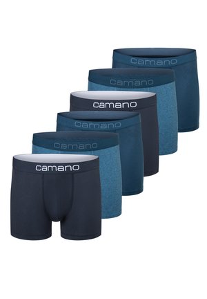 Fem par Camano boxershorts i forskellige nuancer af blå, med glat stof, elastiske taljer og logo-detaljer.