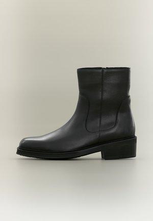 Steve Madden, JASPER - Класически боти до глезена - black