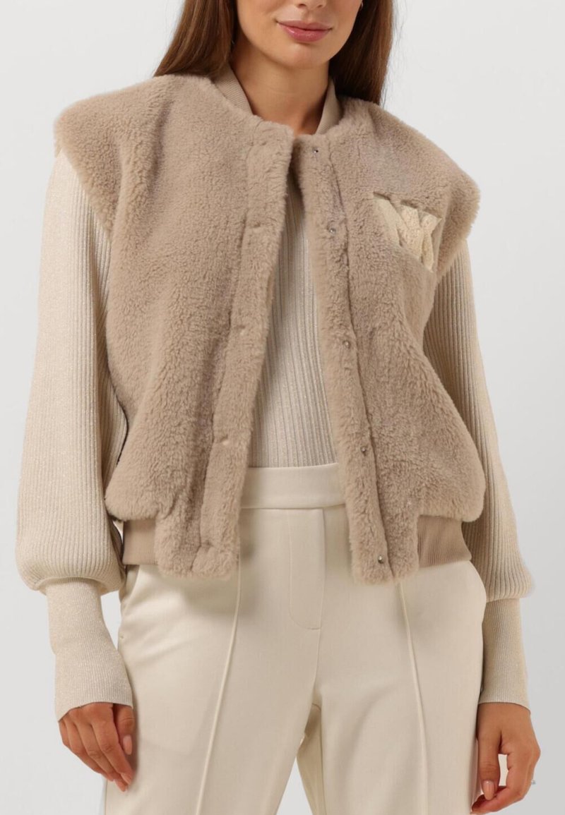 Nukus BILLY - Bodywarmer - zand