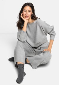 FALKE COSY WOOL - Zoknik - grau