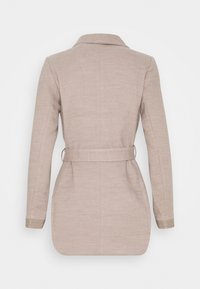 Vero Moda Petite Klassisk kappa / rock - pink