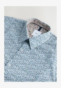 Selectat, blue ditsy