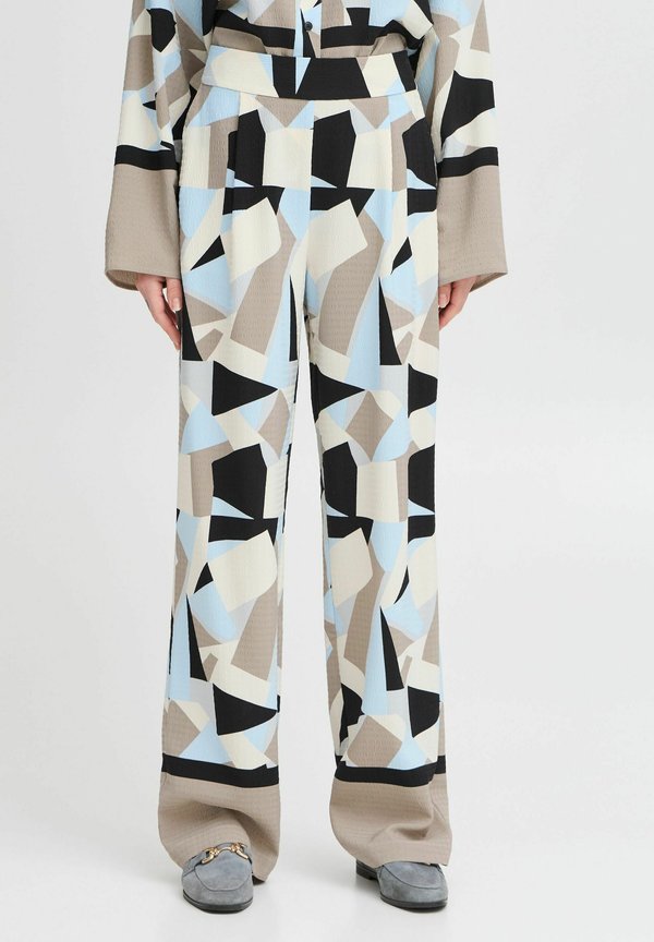 BYFAVIA - Trousers - humus blocks