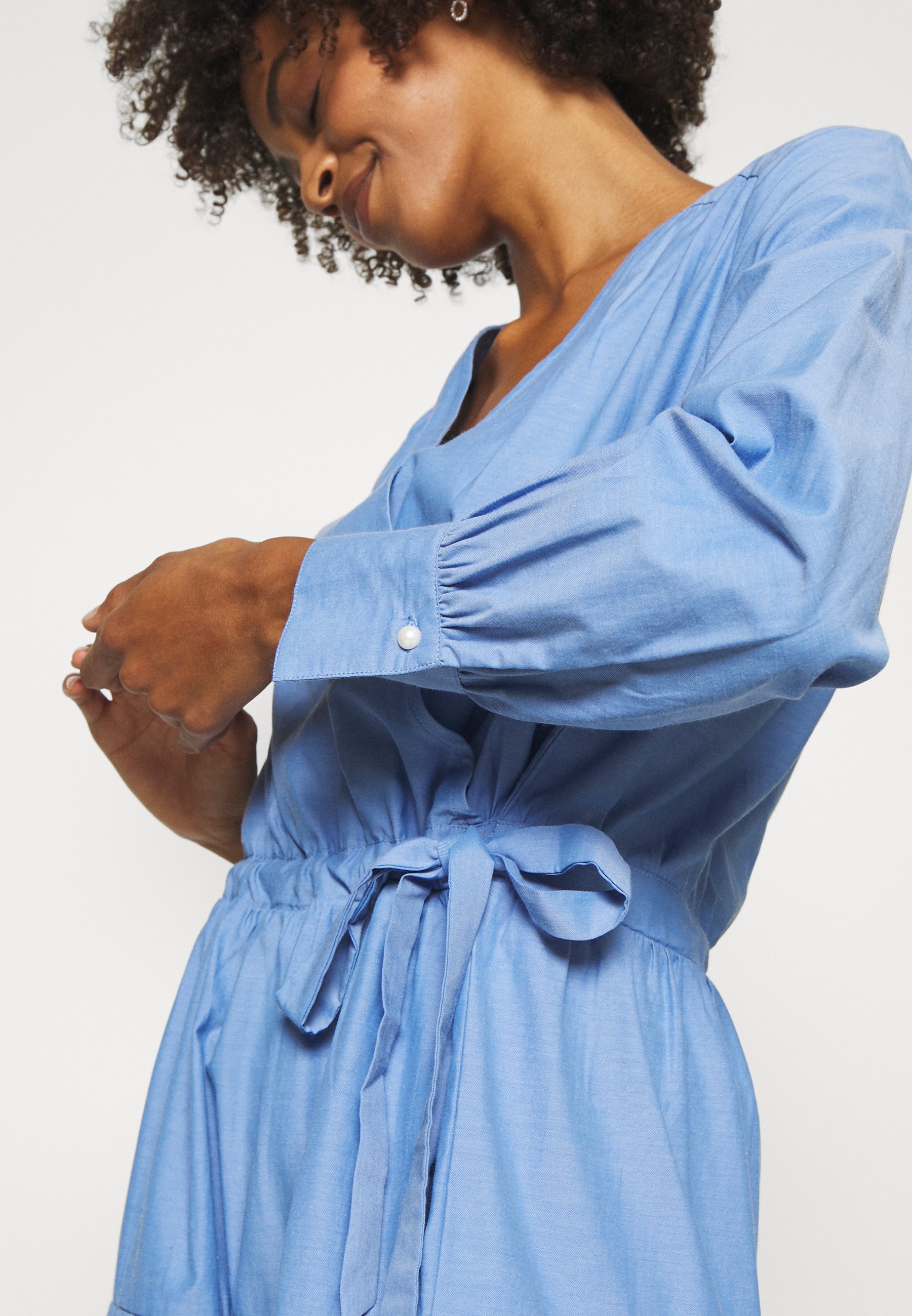 Six Ames MARLEY Kjole placid blue Zalando.no Blue Marley dress Six Ames Hverdagskjoler - Dameklær er billig