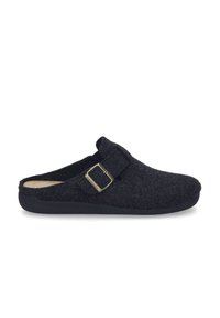 Schwarze Filzclogs mit texturierter Oberfläche, verstellbarem Riemen und goldenen Schnallenakzenten. Gummisohle für Stabilität und Komfort.