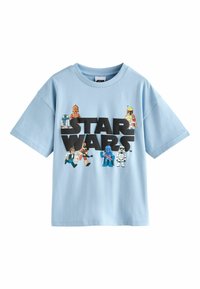 Tricou din bumbac de culoare bleu deschis, cu un print grafic ce prezintă diverse personaje și "STAR WARS" scris cu litere negre îndrăznețe. Mâneci scurte, guler rotund.