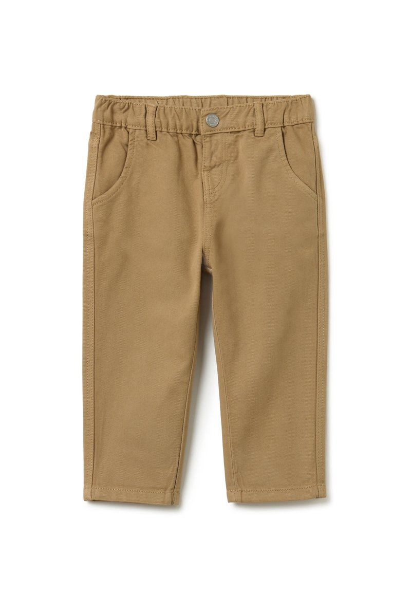 Pantalones de algodón color beige con cintura elástica, bolsillos frontales, textura suave y costuras limpias, diseñados para la comodidad y facilidad de uso.