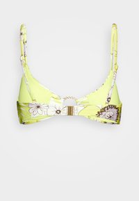 Top de bikini floral amarelo com alças finas, apresentando um detalhe em corrente na parte de trás e uma mistura de tecidos lisos e com padrão.