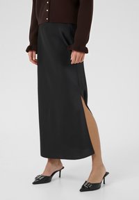 Kaffe KAVERA - Maksi sijonas - black deep