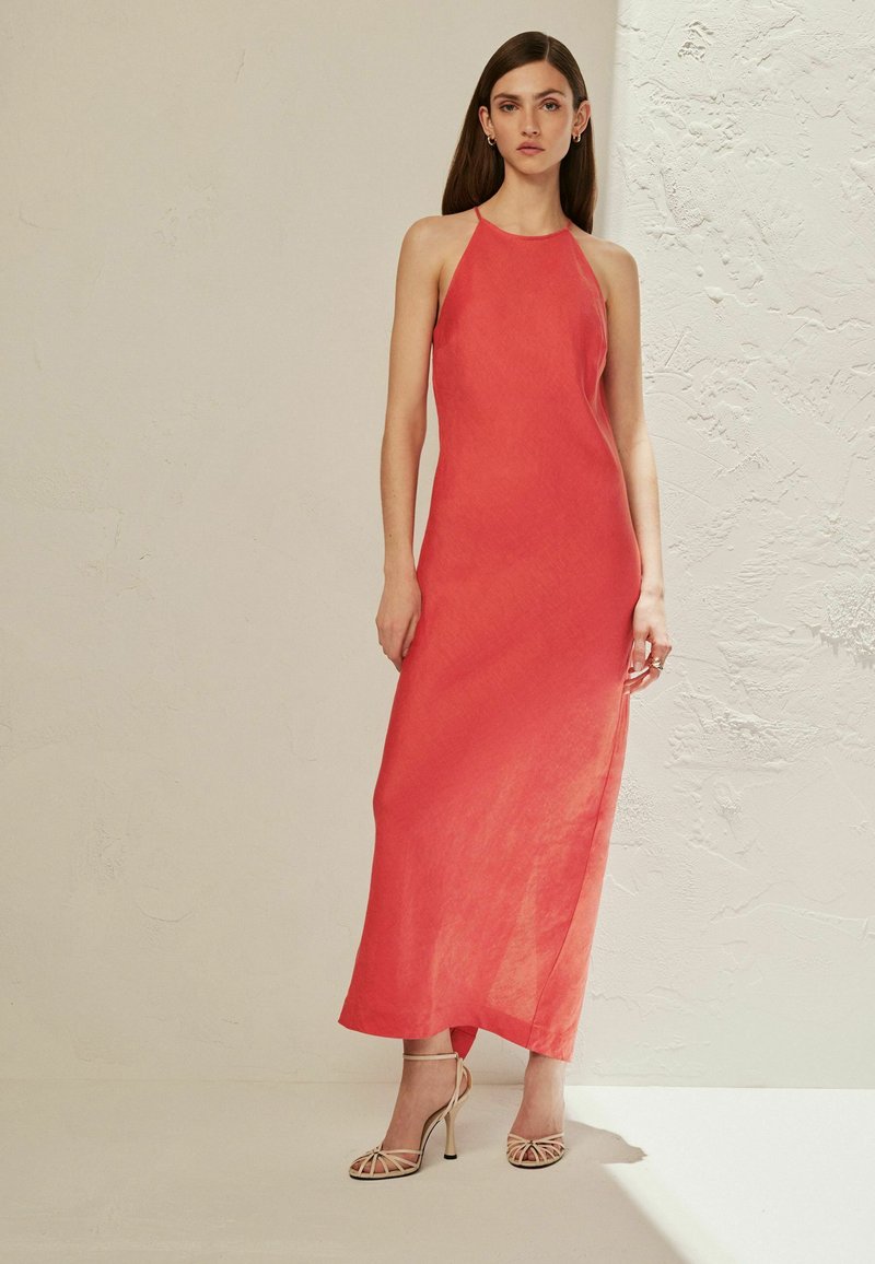 Next REGULAR FIT - Maksikleit - coral pink