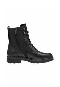 Botas de cuero negro hasta el tobillo con punta redondeada, cordones en la parte delantera, cremallera lateral y detalles texturizados. Suela de goma gruesa para mayor durabilidad.