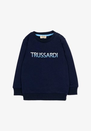 Navyblauwe peutertrui met lange mouwen, geribde boorden, "TRUSSARDI"-logo in witte en lichtblauwe letters over de borst en drukknoopsluiting op de schouders.