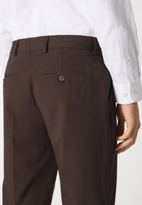 Selected Homme SLHSLIM-LIAM SUIT FLEX - Uzvalks - chocolate torte