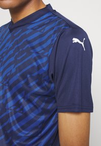 Puma TEAMULTIMATE  - T-shirt print - navy