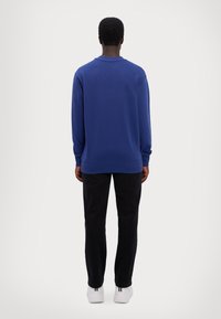 Versace Jeans Couture EMBLEM THICKFOIL  - Sweatshirt - steelblue/blue/gold