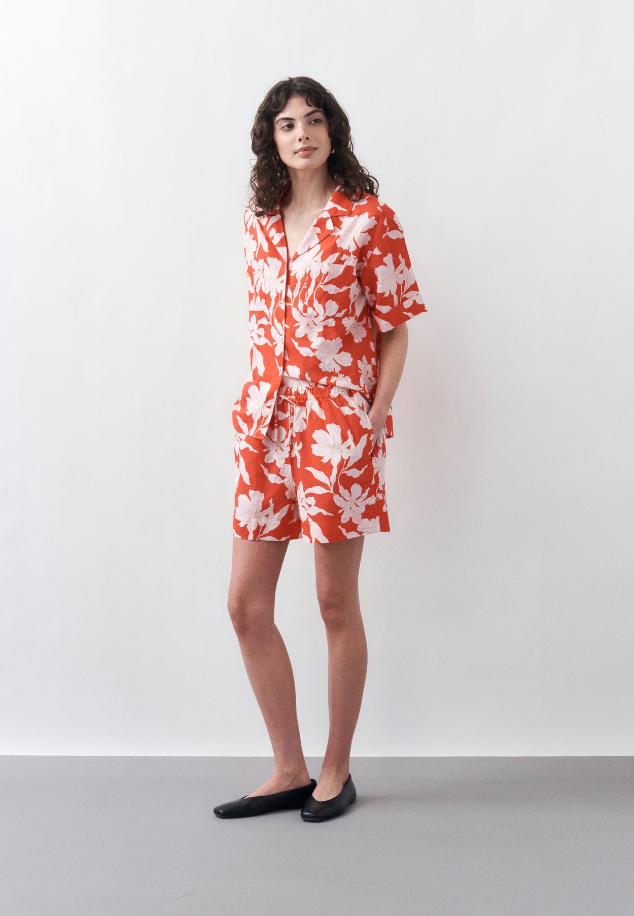 FLORAL PRINT SHIRT
