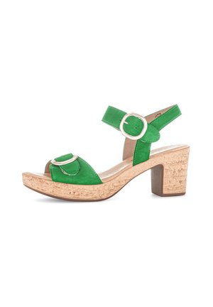 Sandalen met plateauzool - grün