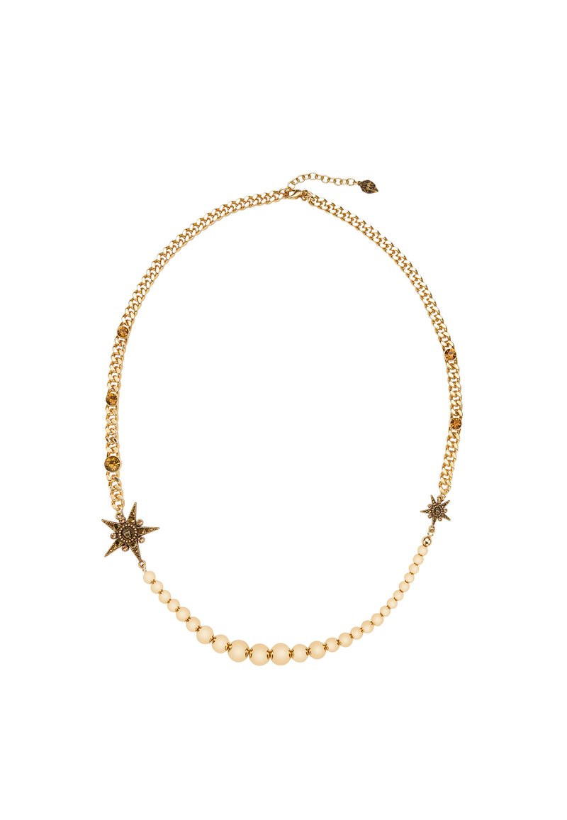 Gouden ketting met een schakeldesign, gecentreerd met een rij van afwisselend ronde kralen en een stervormige accent aan de ene kant.