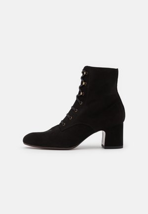 Bottines à lacets - black