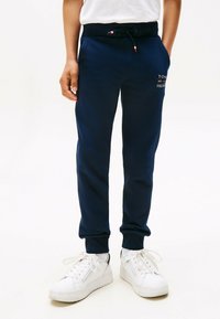 Tommy Hilfiger CUFFED LOGO JOGGERS - Jogginghose - dark blue