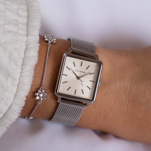 Uhr - silber farbend