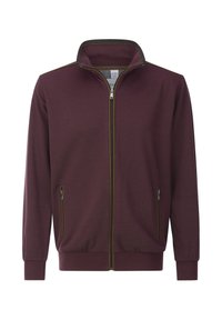 Bordeauxfarbene Zip-Jacke aus weichem Material mit hohem Kragen, kontrastierenden gelben Akzenten und zwei seitlichen Taschen mit Reißverschlüssen. Glatte Textur.
