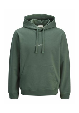 Sweat à capuche vert avec poche avant et cordons, avec un petit texte blanc centré sur la poitrine.