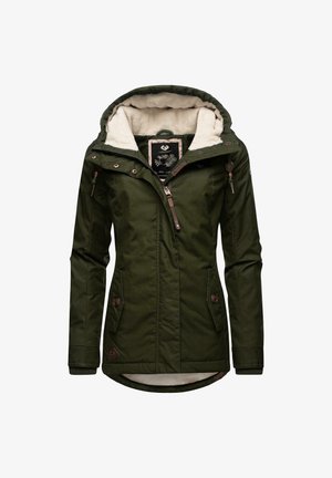 Zelená nepromokavá bunda s měkkou krémovou kapucí s kožešinovou podšívkou a vnitřkem. Má zapínání na zip a knoflíky, dvě přední kapsy a žebrované manžety.