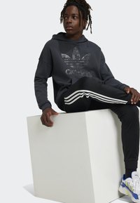 adidas Originals Felpa con cappuccio - dark grey