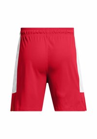 Pantalones cortos deportivos rojos con cinturilla elástica, que cuentan con paneles laterales blancos. Fabricados con tejido ligero, de textura suave y diseño de corte estándar.