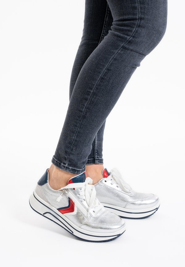 SAPPORO - Sneaker low