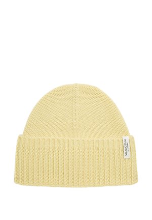 Beanie - creamy yellow