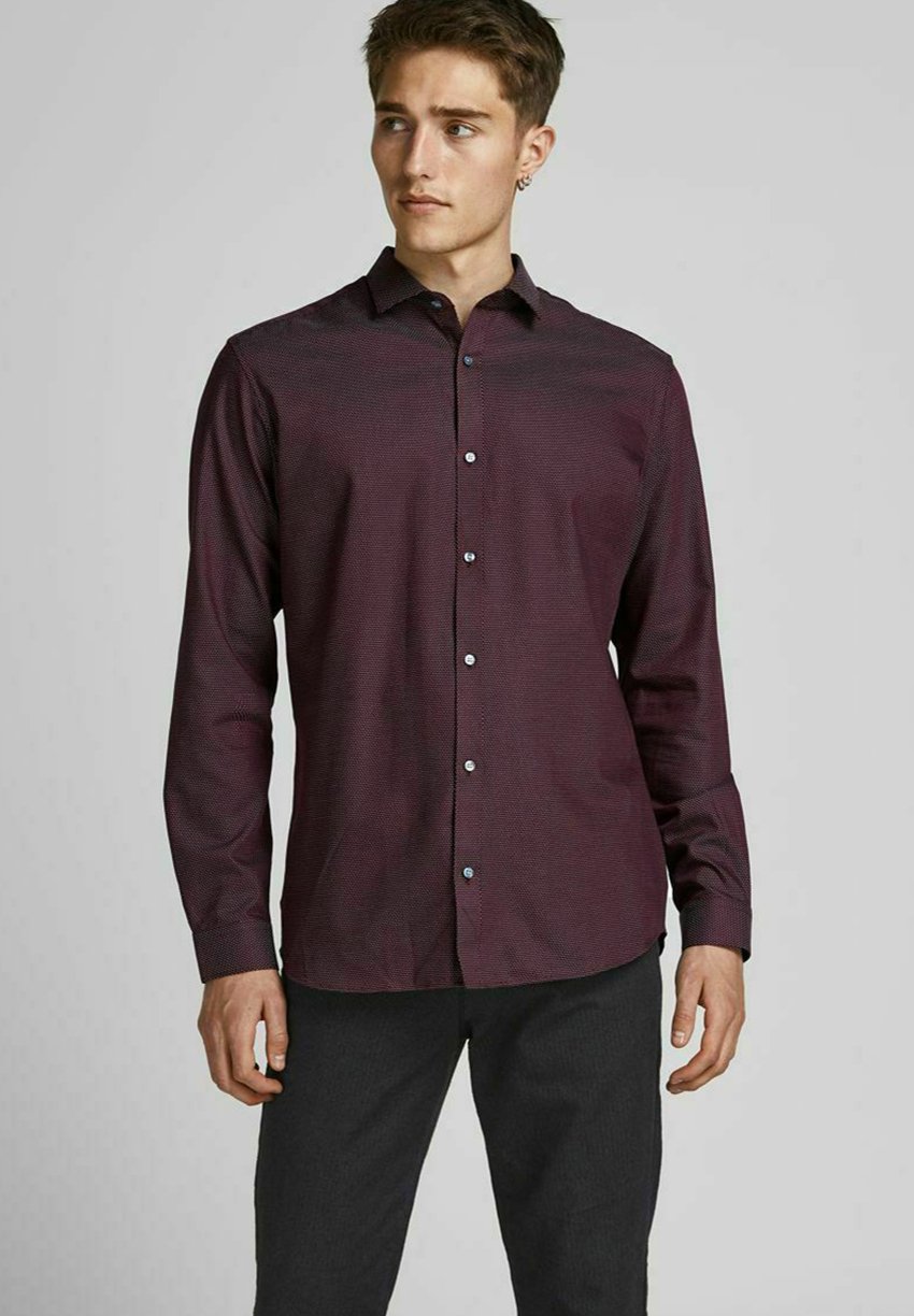 Herren SLIM FIT DOBBY - Hemd Herren SLIM FIT DOBBY - Hemd