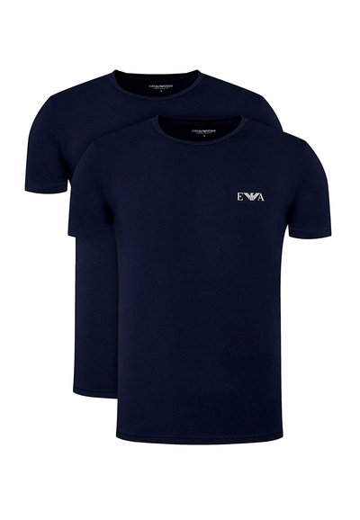 Granatowe bawełniane koszulki o regularnym kroju, z krótkimi rękawami i okrągłym dekoltem, z białym logo na lewej stronie klatki piersiowej.