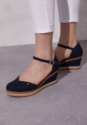 Platform heels - dark blue
