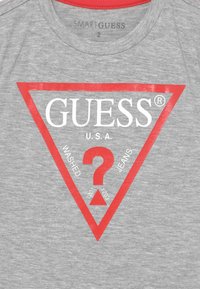 Guess CORE TODDLER KIDS BOY - T-Shirt print - light heather grey