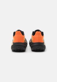 Salomon GENESIS - Tenisice za trail trčanje - dragon fire/black/cement
