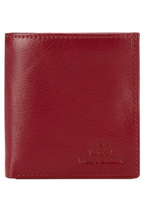 Rote Leder Geldbörse mit glatter Textur, gefaltetem Design und eingeprägtem Logo. Verfügt über eine saubere Naht und hat eine rechteckige Form.