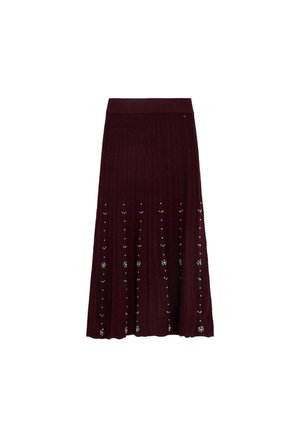 Falda midi de punto burdeos oscuro con textura acanalada y pequeños patrones florales recortados a lo largo de la mitad inferior.