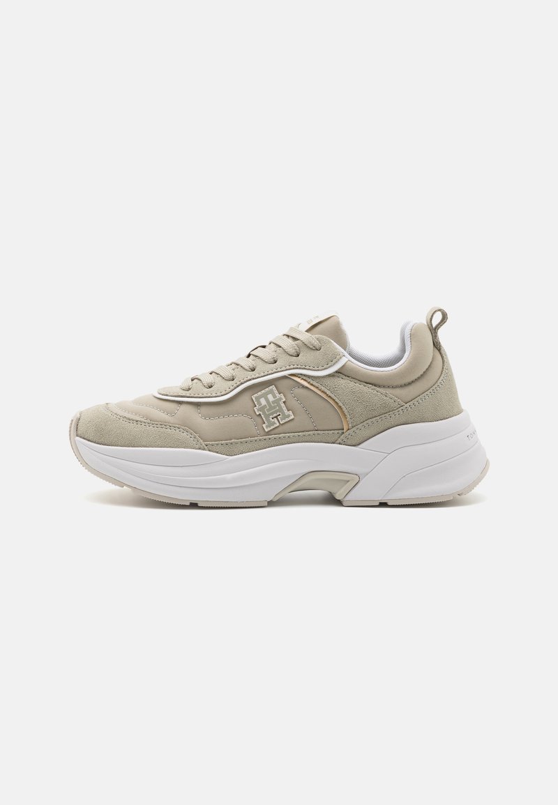 Tommy Hilfiger CHUNKY RUNNER VENTILE - Sportcipő - stone