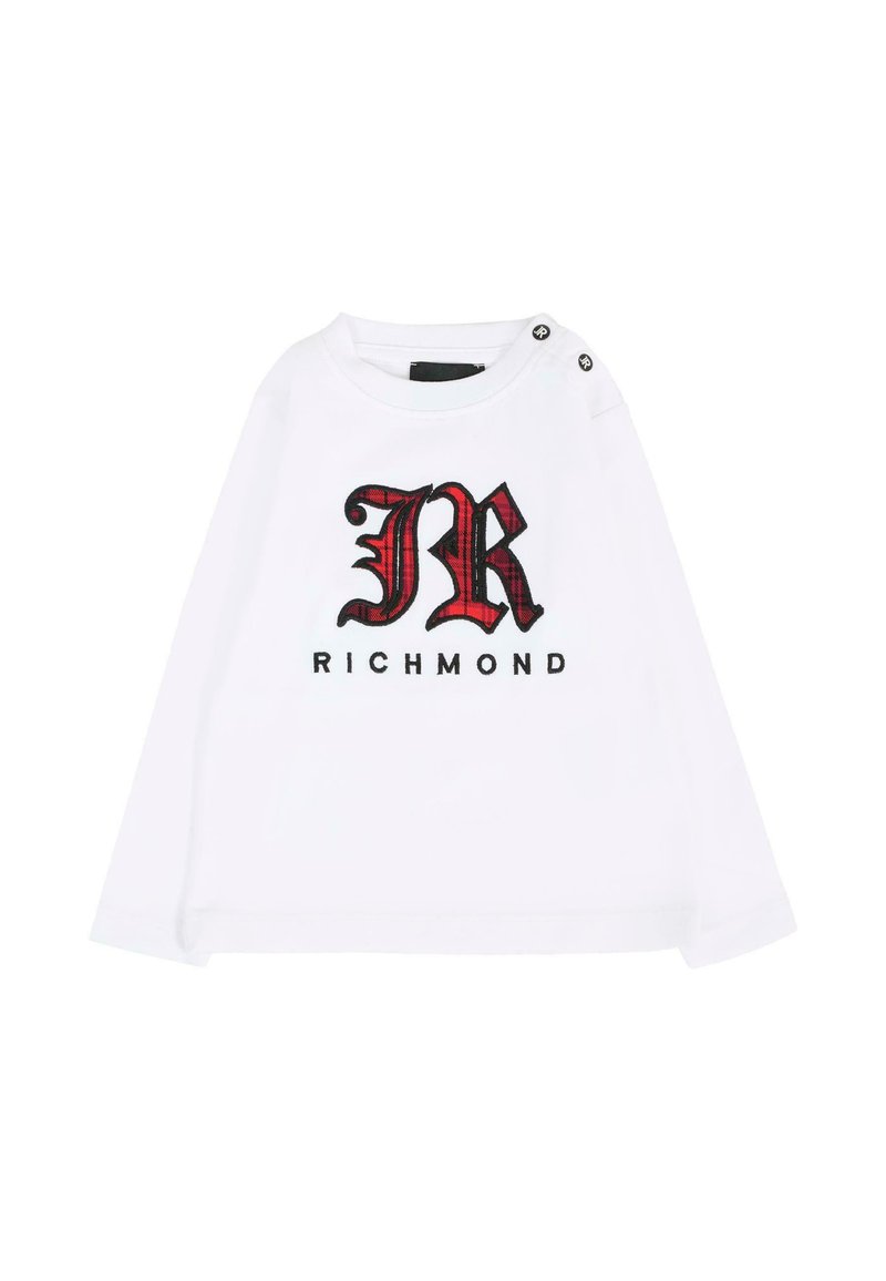 Camicia bianca a maniche lunghe con un logo a quadretti rossi "JR" e la scritta "RICHMOND". Include dettagli neri a bottone sulla spalla.