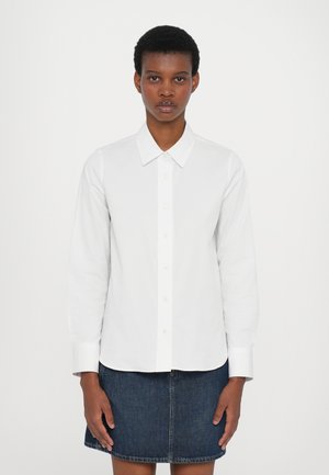CLOSED CLASSIC SHIRT WITH STRAP DETAIL - Blúzka so zapínaním na gombíky - white